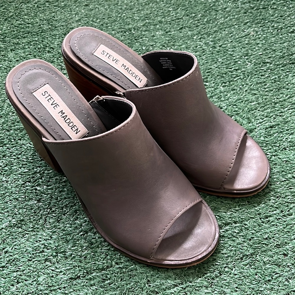 Steve Madden Wedges size 6